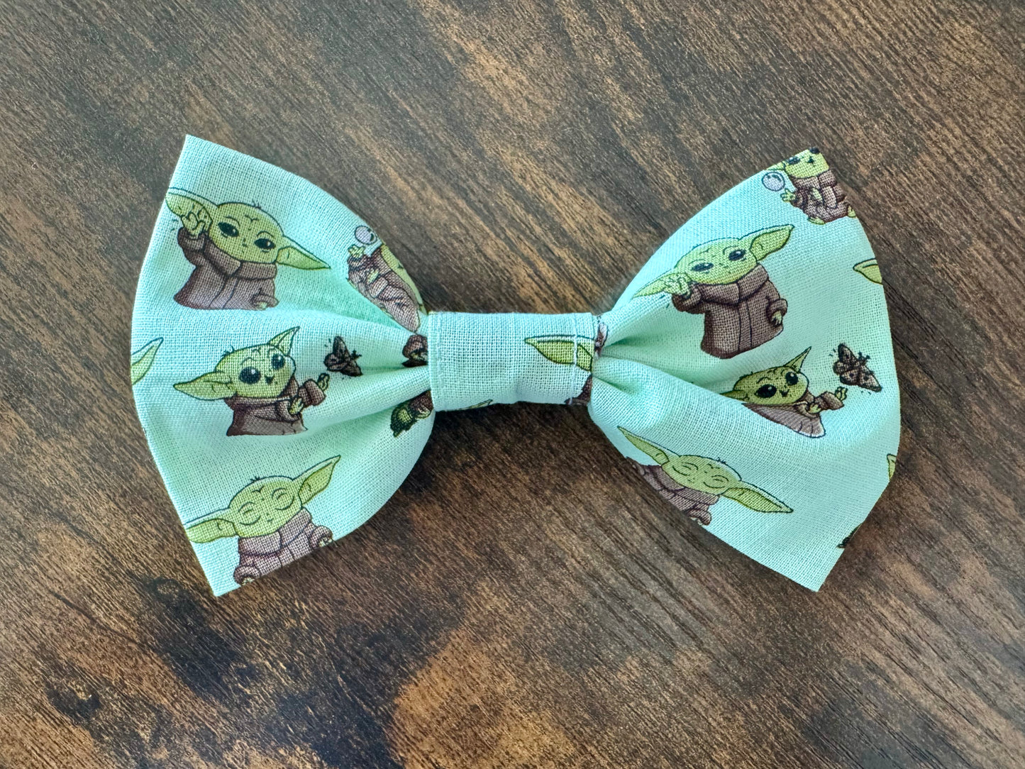 Large Bow Tie