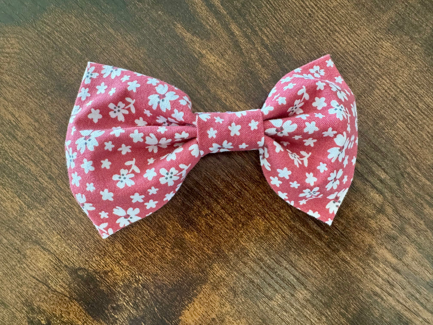 Large Bow Tie