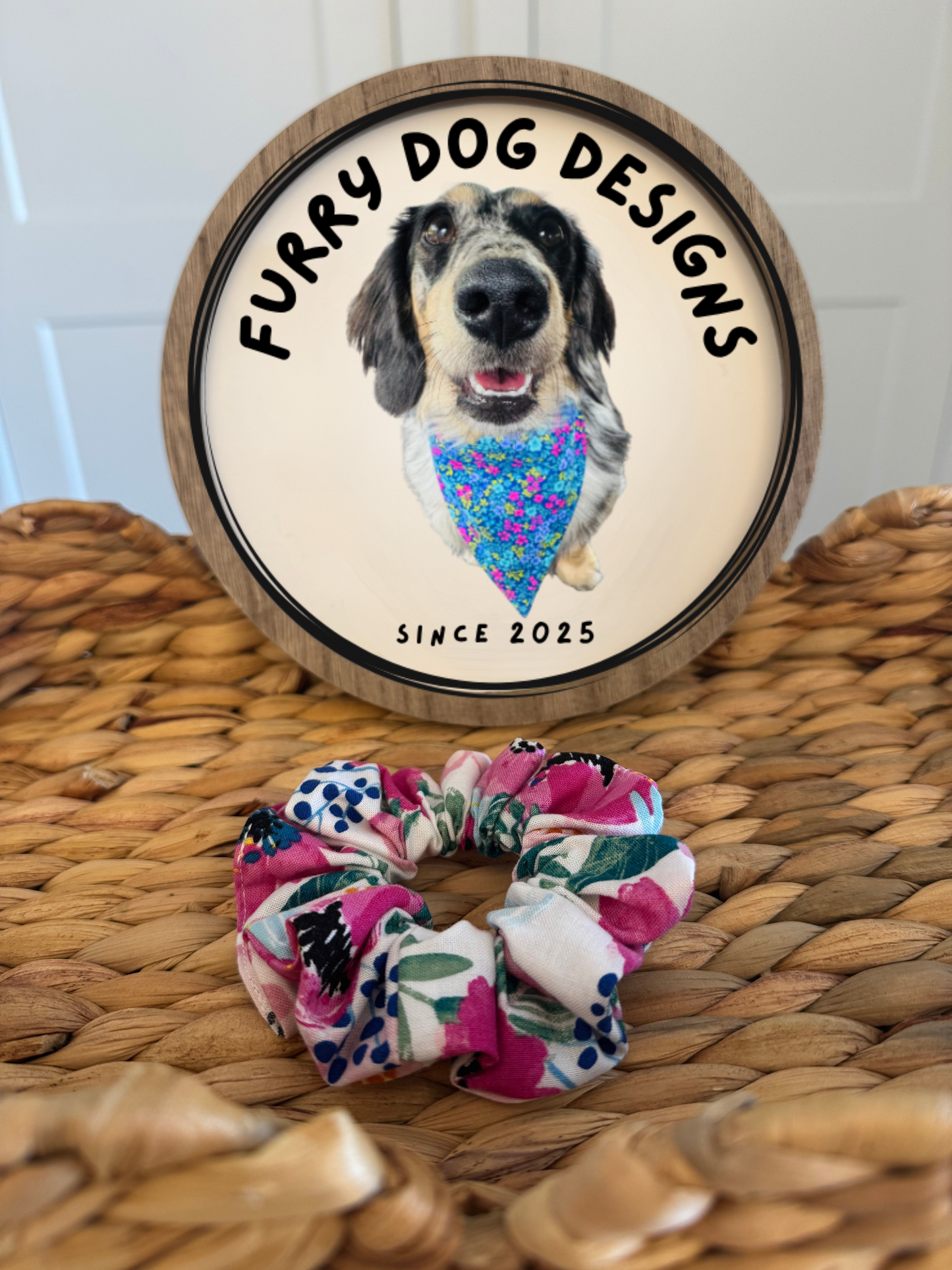 Medium Scrunchie