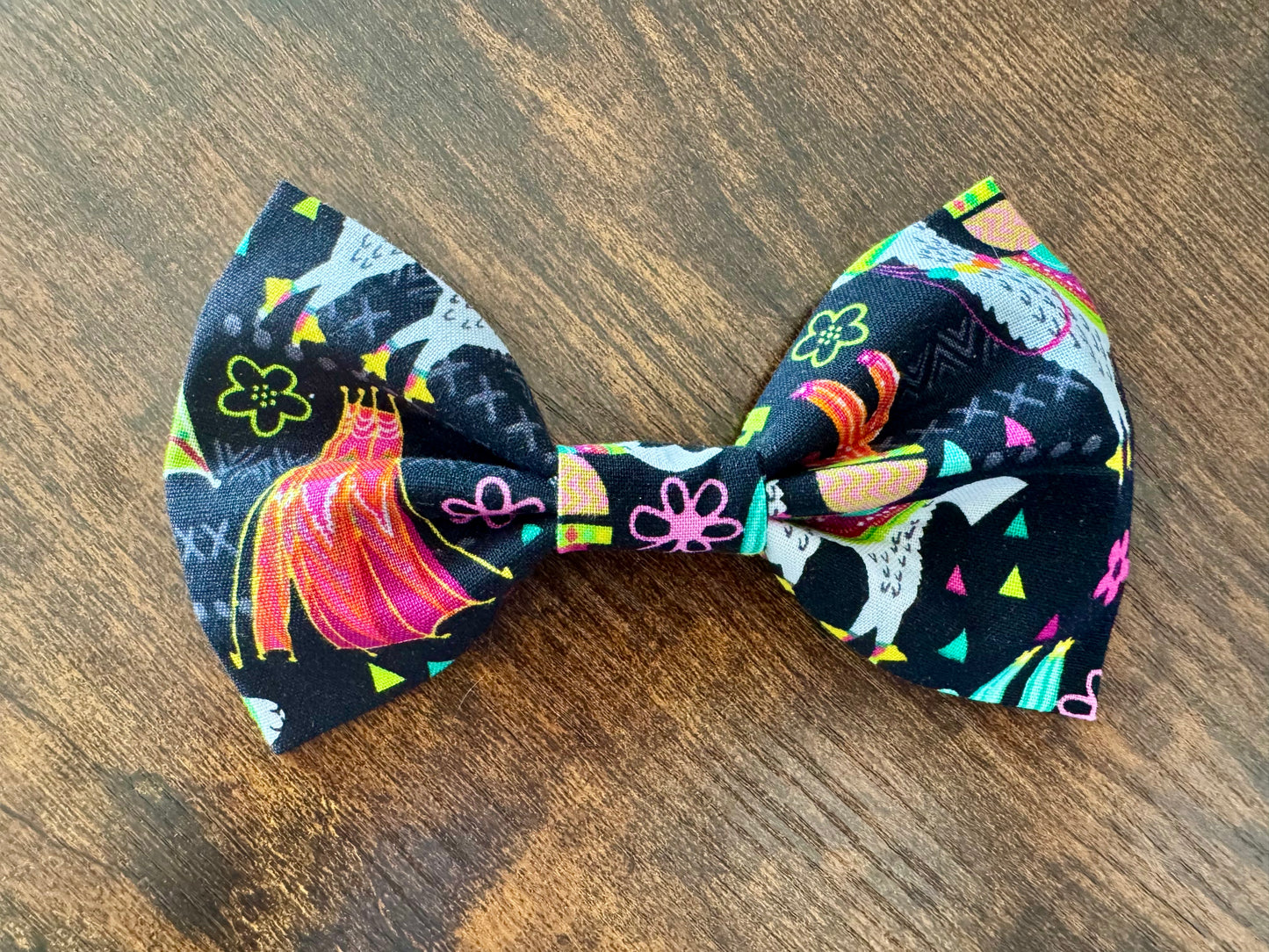 Large Bow Tie