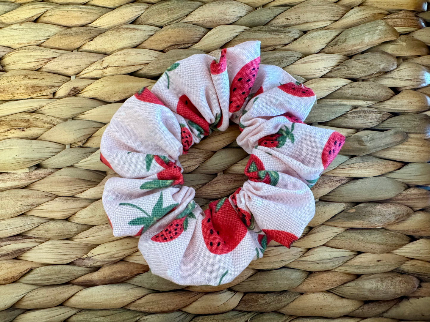 Medium Scrunchie