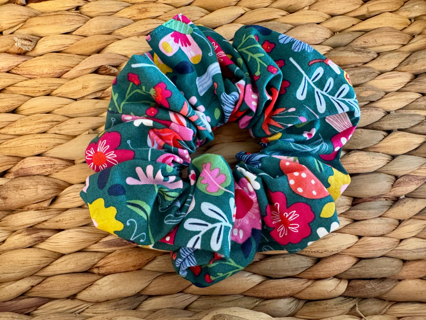 Large Scrunchie