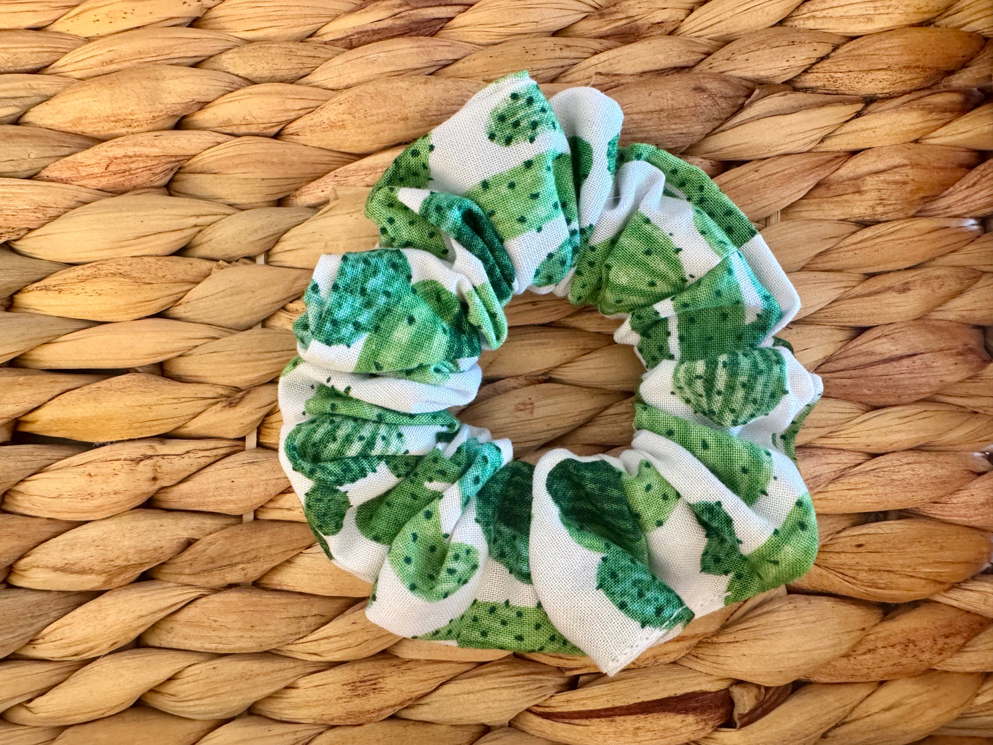 Medium Scrunchie